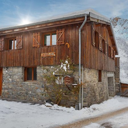 Le Petit Paradis, Chalet Au Coeur Des 3 Vallees Saint-Marcel  Экстерьер фото