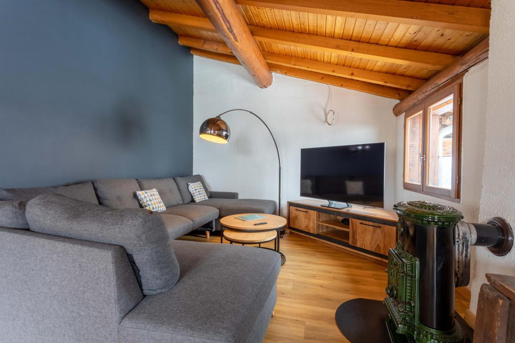 Le Petit Paradis, Chalet Au Coeur Des 3 Vallees Saint-Marcel  Экстерьер фото